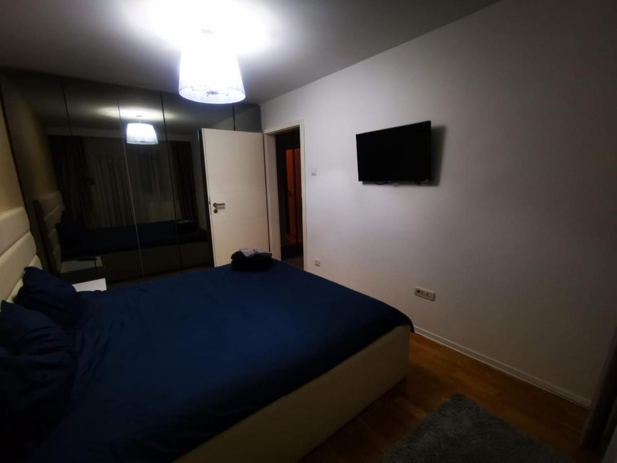 Luxury Apartment. 10 Minutes Taxi Ride To Center Timisoara Exterior photo